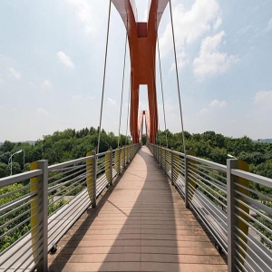 贵州钢结构人行天桥设计